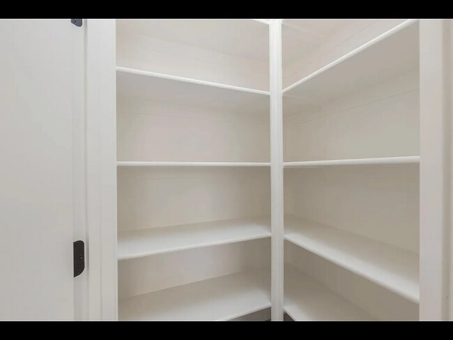 Building Photo - 296 S 1930 W