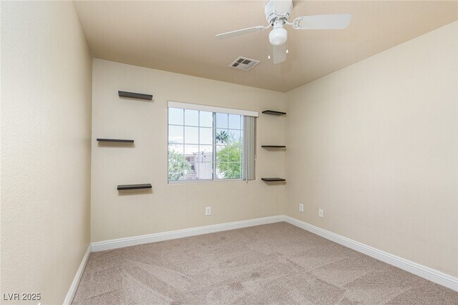 Building Photo - 9029 Mossy Hollow Ave