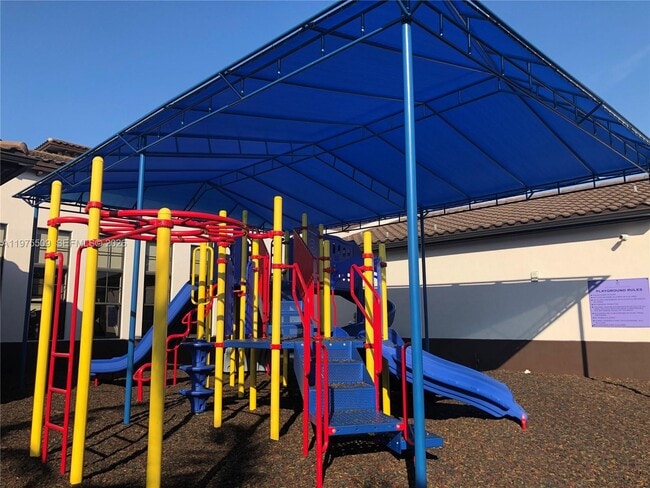 Building Photo - 17103 SW 96th St