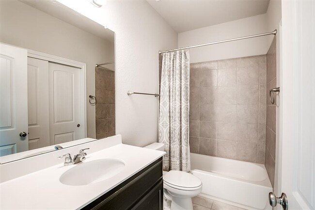 Building Photo - 3820 Brushy Creek Rd