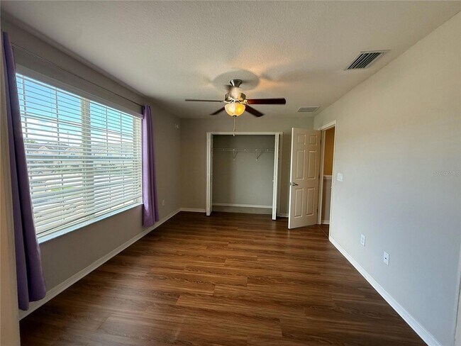 Building Photo - 5011 Chipotle Ln