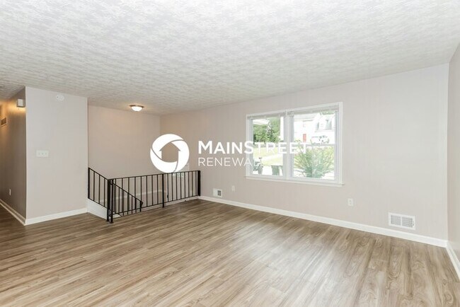 Building Photo - 6 Bedroom Pet-Friendly Home in South Fulton, GA with Main Street Renewal