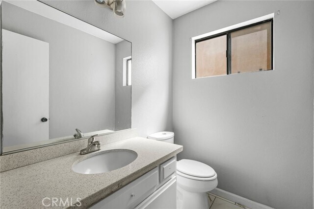 Building Photo - 4229 W Rosecrans Ave