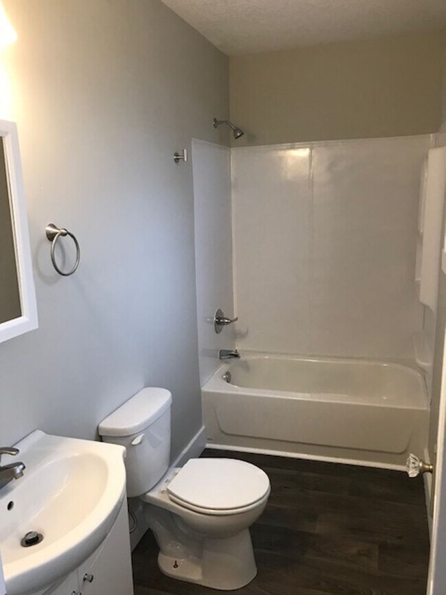 Building Photo - 2007 N Harrison St