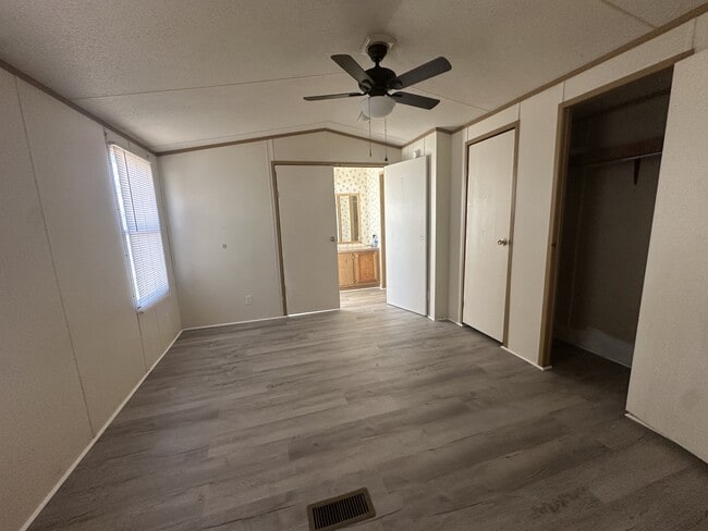 Building Photo - 7410 Olin Rd