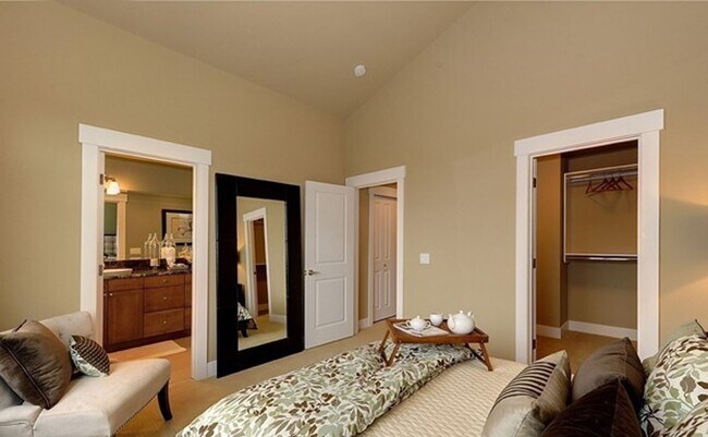Building Photo - Spacious 4 bed Townhome in Plateau 228 in Sammamish