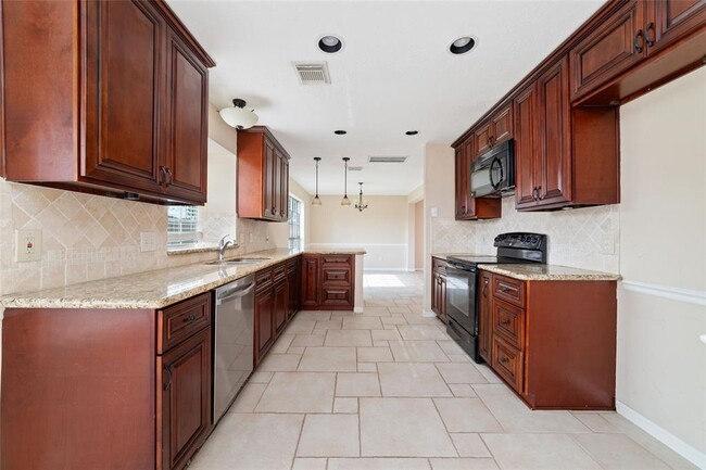 Building Photo - 4219 Margate Dr
