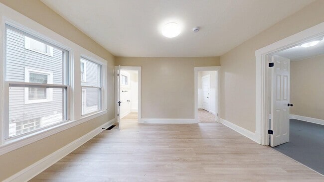 Building Photo - 3865 W 16th St