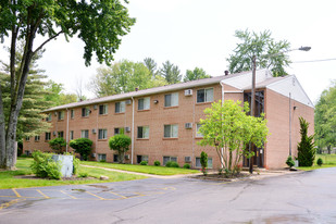 Building Photo - Maple Grove Apartments