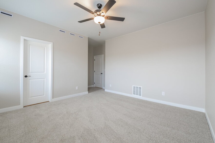 Building Photo - 9462 Truckee Ct