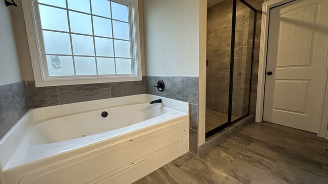 Building Photo - 3149 Timberdale Dr