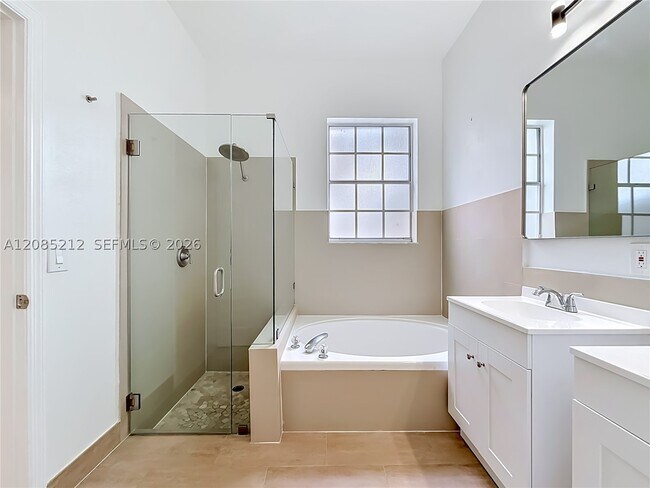 Building Photo - 16204 Opal Creek Dr