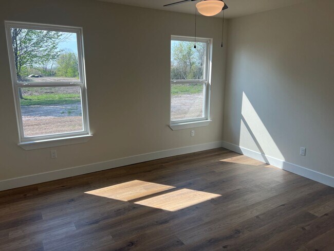 Building Photo - Stunning Newly Built 3-Bedroom, 2-Bath Home in Tahlequah, OK!
