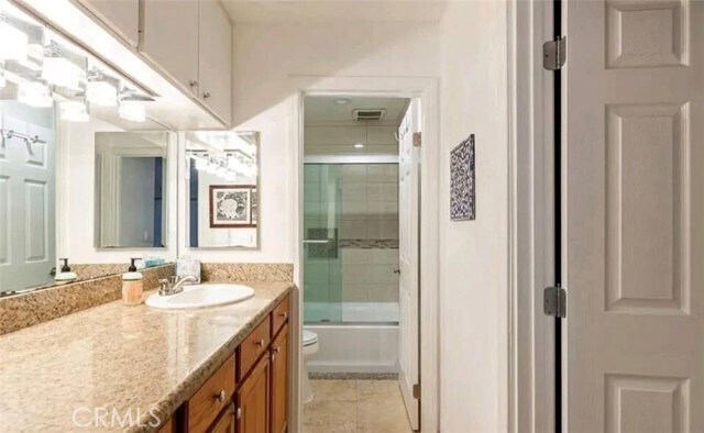 Building Photo - 1621 Hotel Cir S