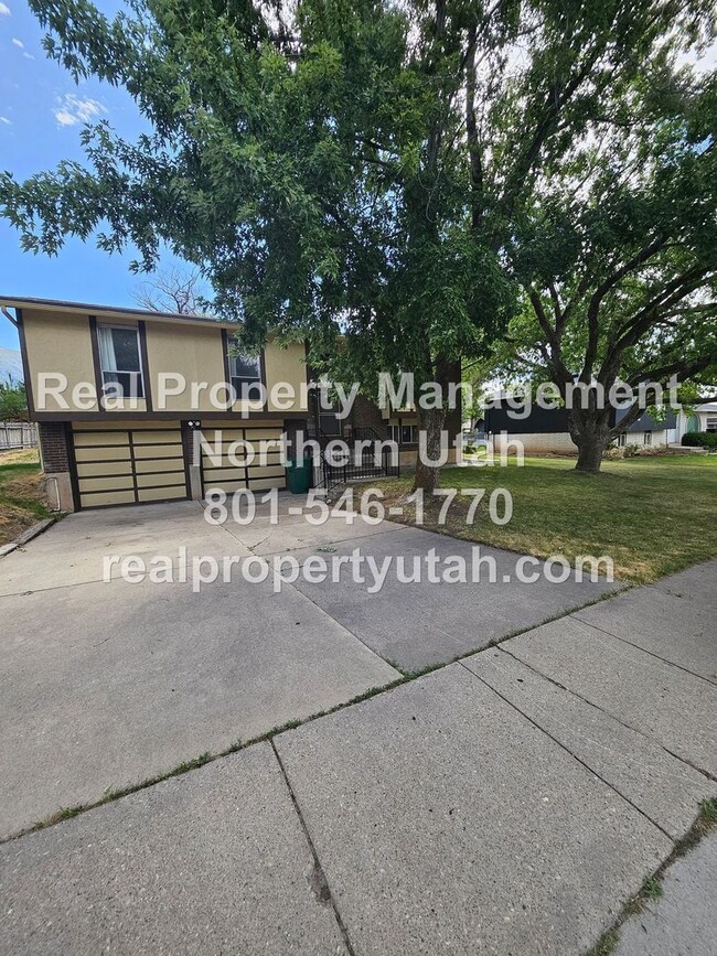 Building Photo - Beautiful 4 Bedroom 2 Bath Home In Layton