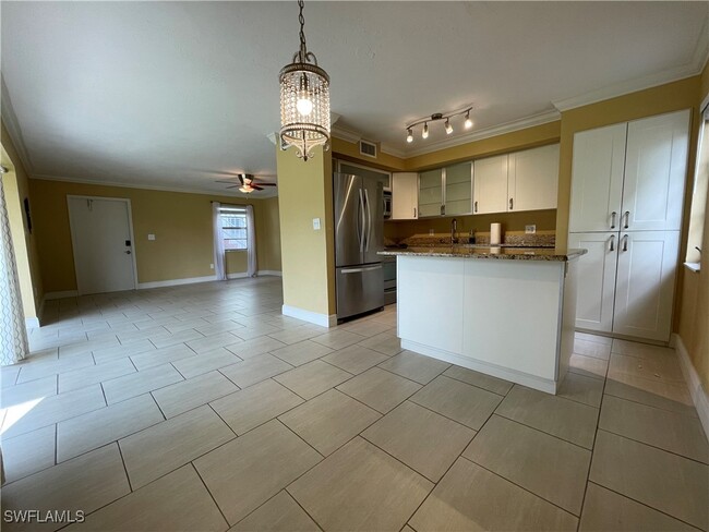 Building Photo - 1400 Pompei Ln