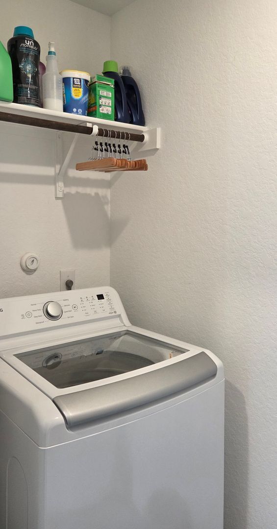 Building Photo - MOVE IN SPECIAL 50% Off 1st Month Rent Northwest San Antonio Waterwheel Home