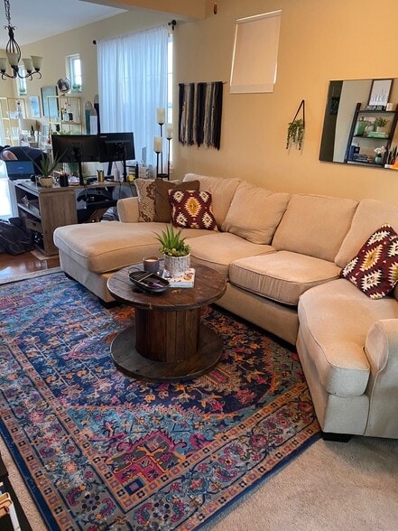 Well-lit with natural light - 8130 Lenox Creekside Dr