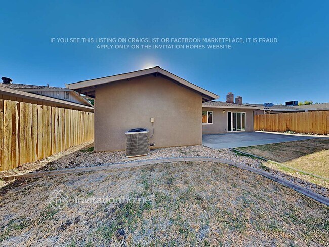 Building Photo - 7030 Checkerbloom Way