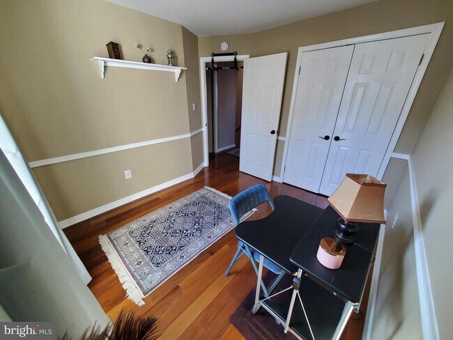 Building Photo - 7027 Bentley Mill Pl