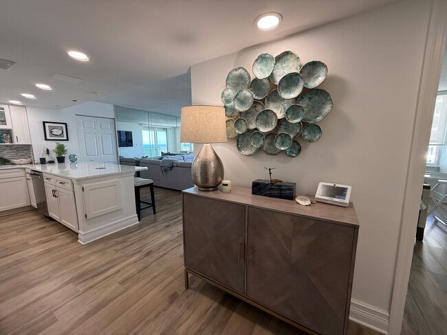 Building Photo - Stunning Atlantic Ocean view 1bedroom 1 bathroom condo