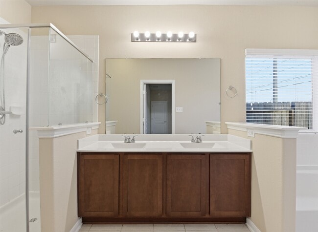 Building Photo - 7530 Foxwaithe Ln