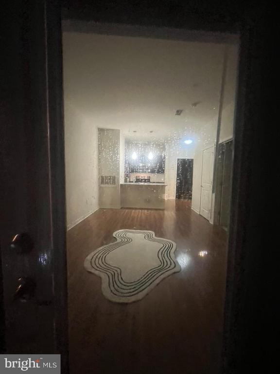 Building Photo - 401 Race St