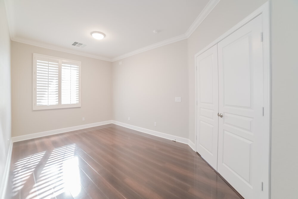 Building Photo - 7222 W Alta Vista Rd