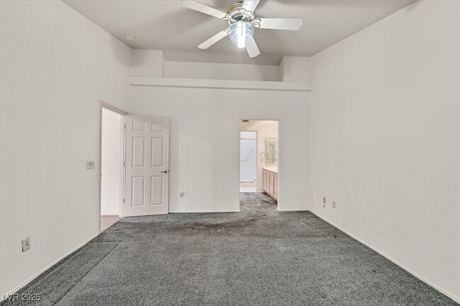 Building Photo - 2832 Dry Plains Dr