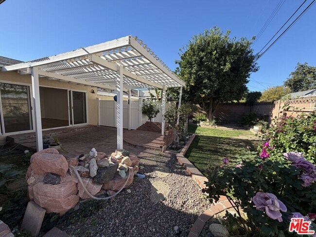 Building Photo - 22341 Burton St