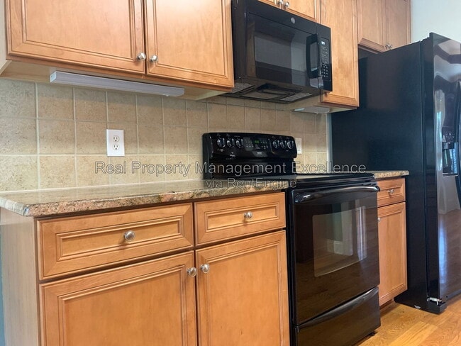 Building Photo - 1005 Hadley Meadows Dr