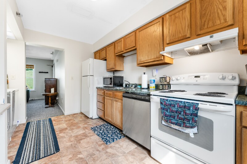 Building Photo - 525 Grant Ave