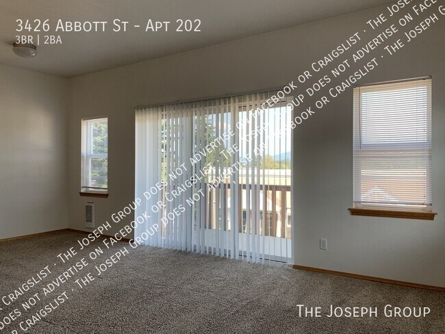 Building Photo - 3426 Abbott St