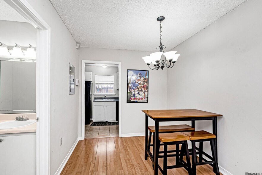 Building Photo - 1730 Brightside Dr