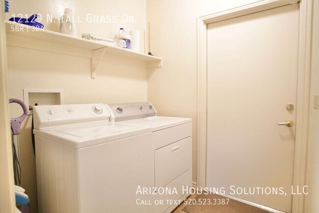 Building Photo - 12129 N Tall Grass Dr