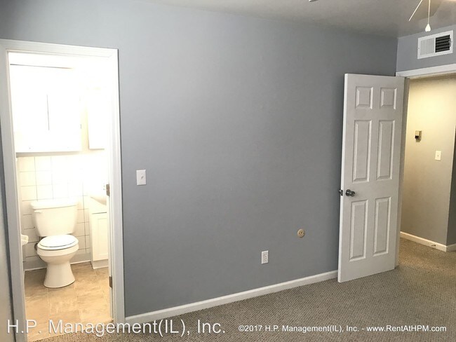 Building Photo - 414 W Union St