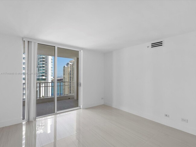 Building Photo - 701 Brickell Key Blvd