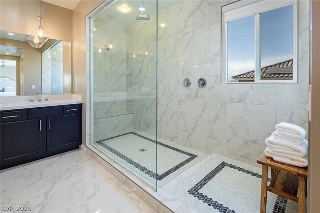 Building Photo - 3372 Dalmore St