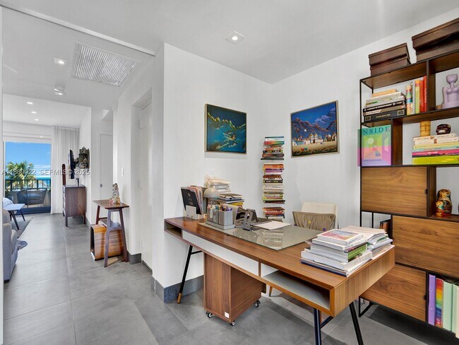 Building Photo - 201 Crandon Blvd