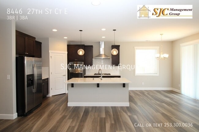 Building Photo - 8446 27th St Ct E