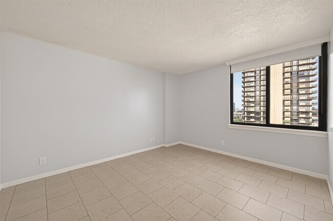 Building Photo - 3525 Sage Rd