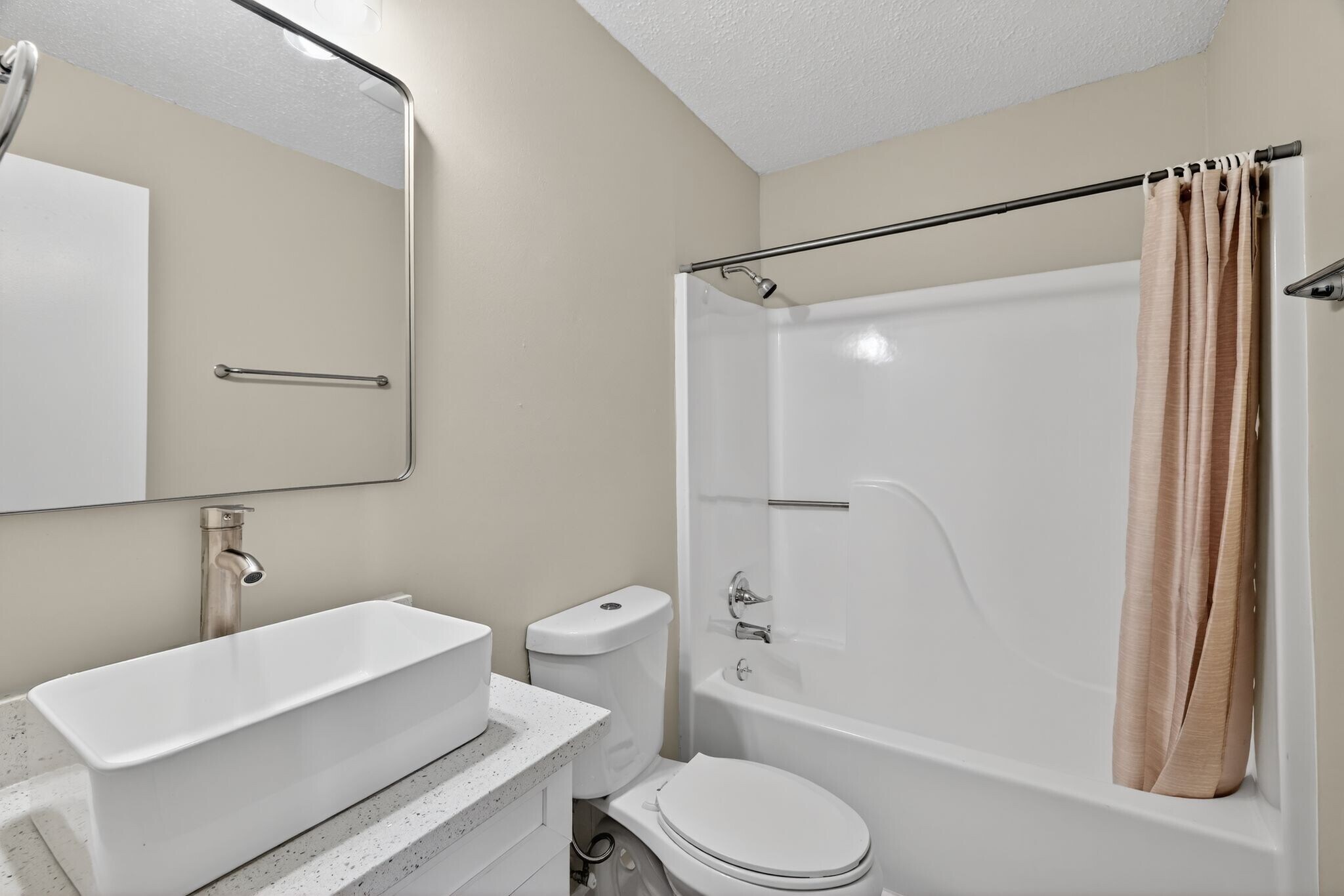 Building Photo - 105 Bay Meadow Ct