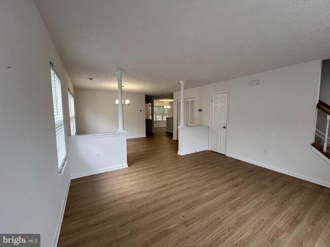 Building Photo - 6357 Goral Ct