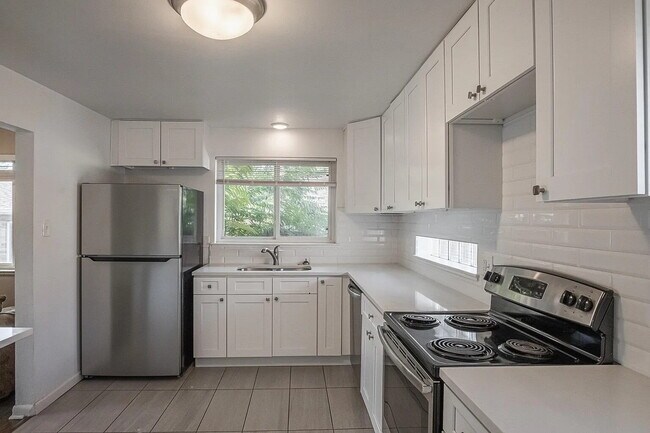 Building Photo - Charming duplex in Platt Park for rent