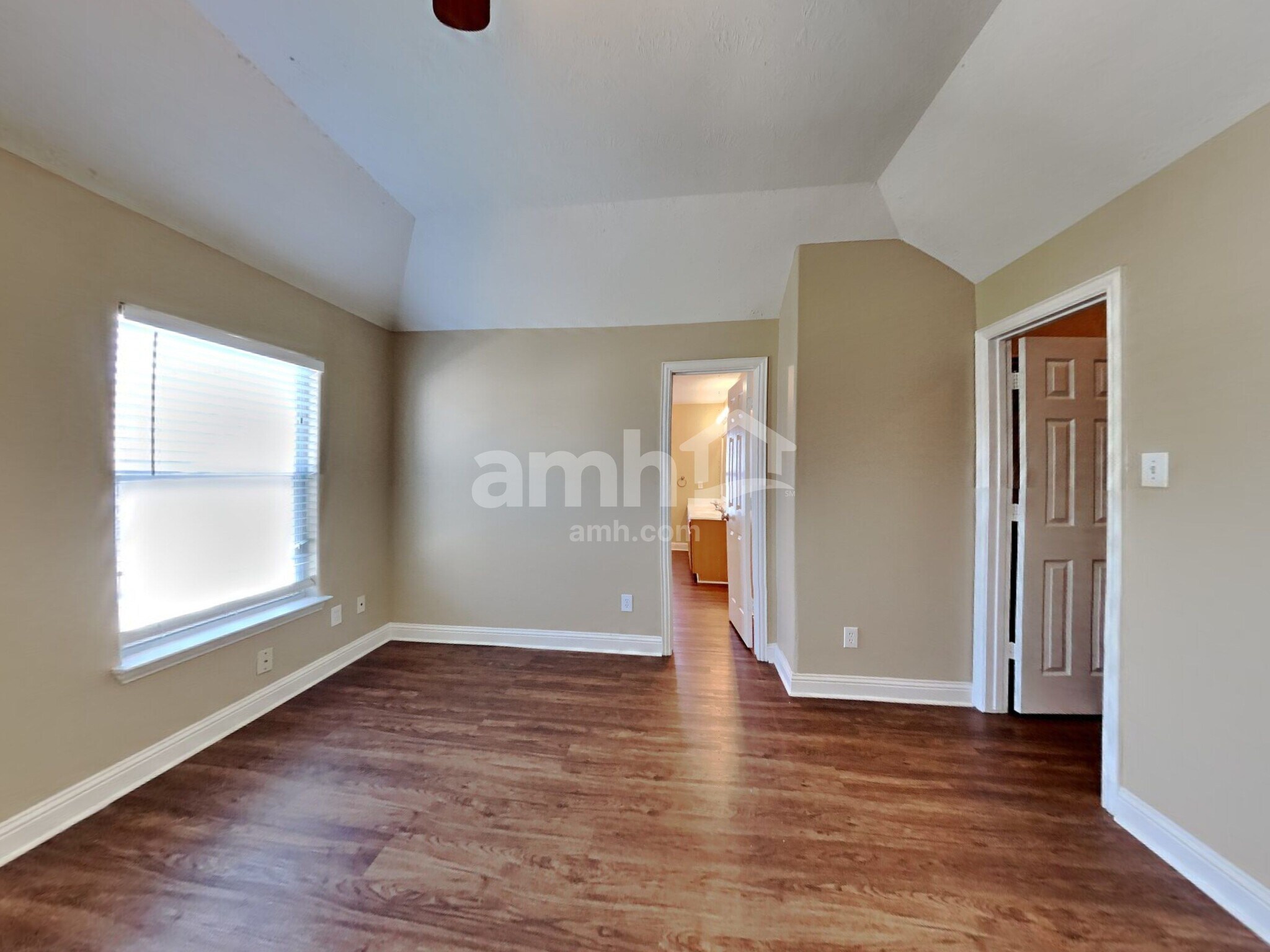 Building Photo - 15310 Lucky Star Dr