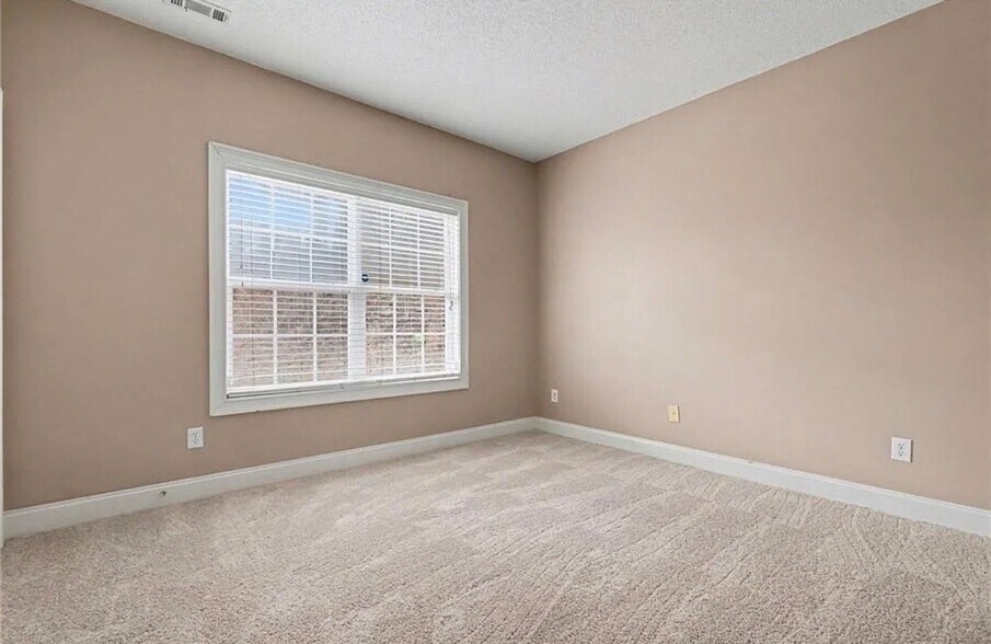 Building Photo - 608 Enterkin Ct