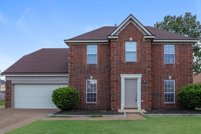 Building Photo - 4881 Phipps Dr