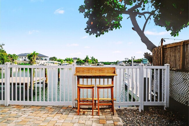 Building Photo - 711 E Gulf Blvd