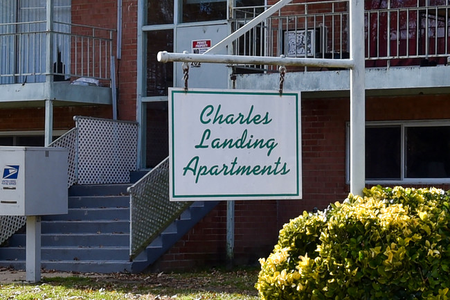 Building Photo - Charles Landing Apartments