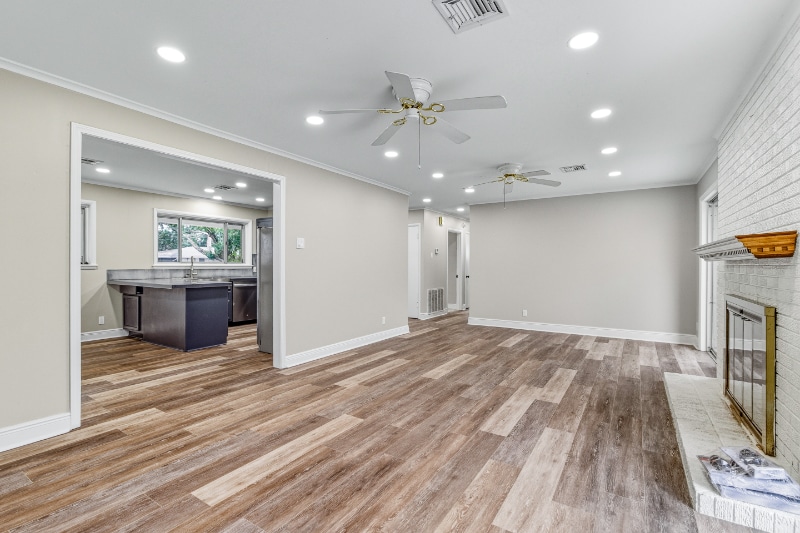 Building Photo - 2310 Whitney Dr